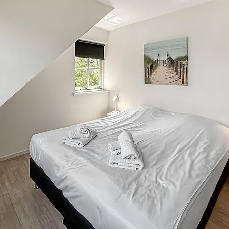 5 Bedroom Beautiful In